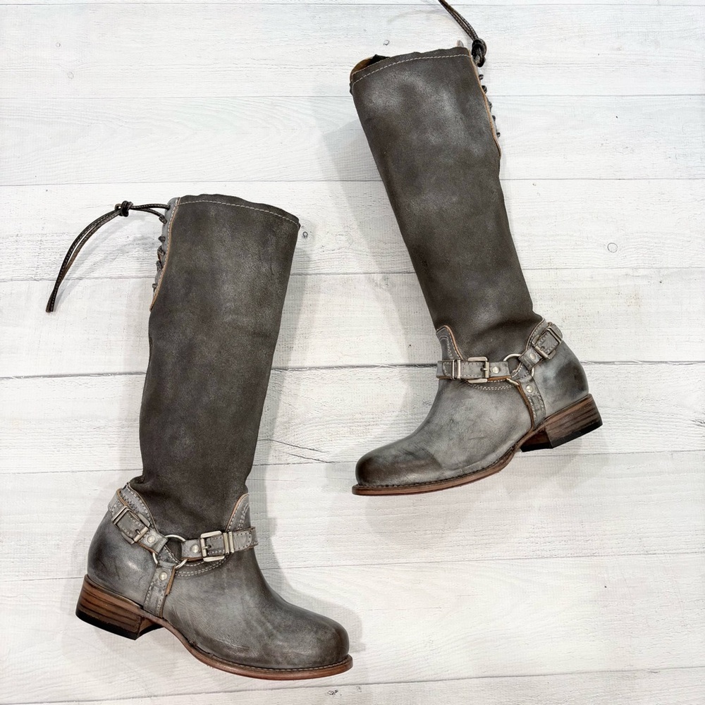Freebird by Steven Raleigh Boots in Stone 8 NWOT